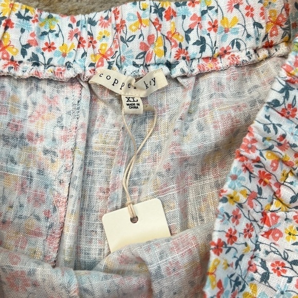 ⭐️NWT,Copper Key,Pocketed,Lightweight, Floral Shorts, Gorgeous w/a Tan! XL - Picture 9 of 11